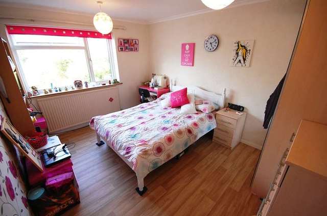  Image of 3 bedroom Bungalow for sale in Wrights Close South Wonston Winchester SO21 at South Wonston Winchester, SO21 3HD
