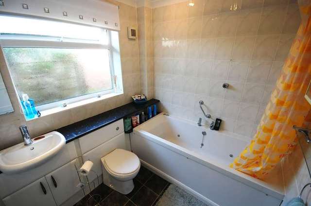  Image of 3 bedroom Bungalow for sale in Wrights Close South Wonston Winchester SO21 at South Wonston Winchester, SO21 3HD