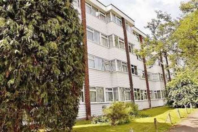  Image of 2 bedroom Flat to rent in The Chiltons Grove Hill London E18 at Grove Hill  London, E18 2JQ