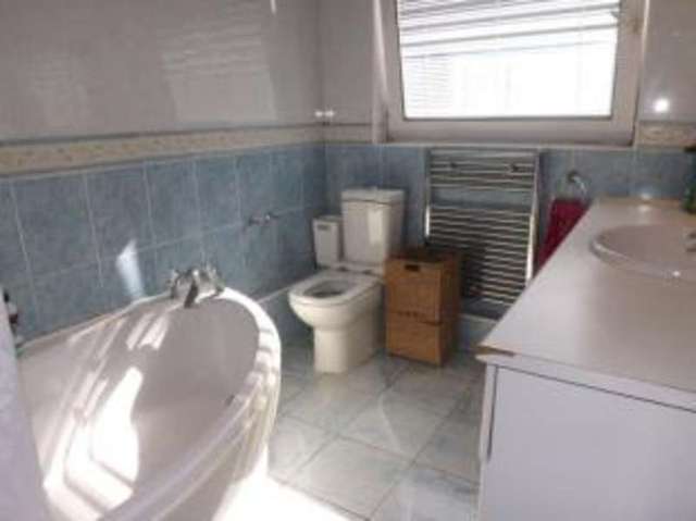  Image of 3 bedroom Terraced house for sale in Northbrook Road Southampton SO14 at Southampton  Northam, SO14 0BU