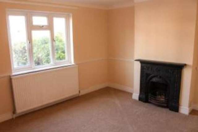  Image of 3 bedroom Detached house for sale in Park Road Southampton SO15 at Southampton Hampshire Shirley, SO15 3DE