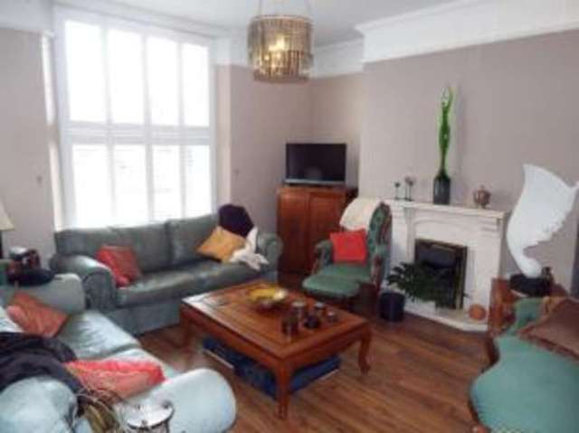  Image of 2 bedroom Flat for sale in Rockstone Place Southampton SO15 at Southampton Hampshire Southampton, SO15 2EQ