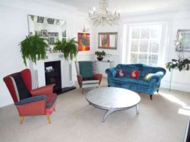  Image of 3 bedroom Flat for sale in Rockstone Place Southampton SO15 at Southampton Hampshire Southampton, SO15 2EQ
