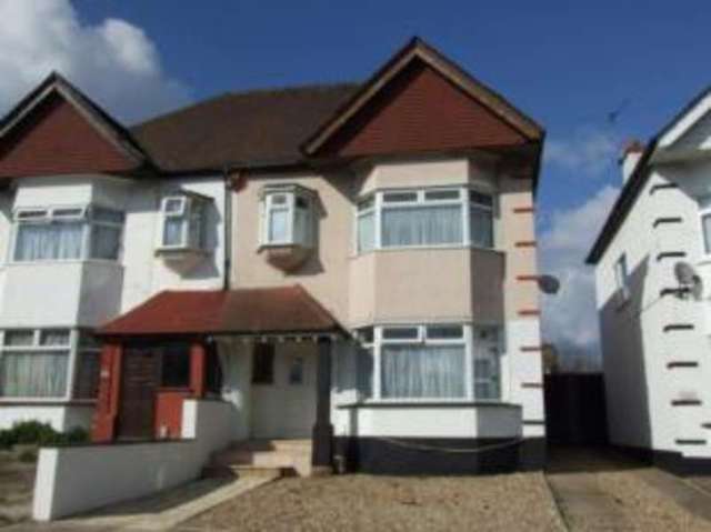  Image of 4 bedroom Semi-Detached house for sale in Ambleside Drive Southend-on-Sea SS1 at Southend-on-Sea Essex Southchurch, SS1 2UW