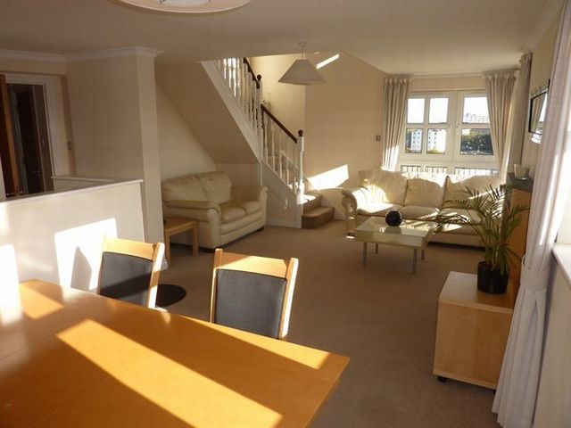  Image of 2 bedroom Flat to rent in Springfield Street Edinburgh EH6 at Leith Walk Edinburgh Edinburgh, EH6 5DE
