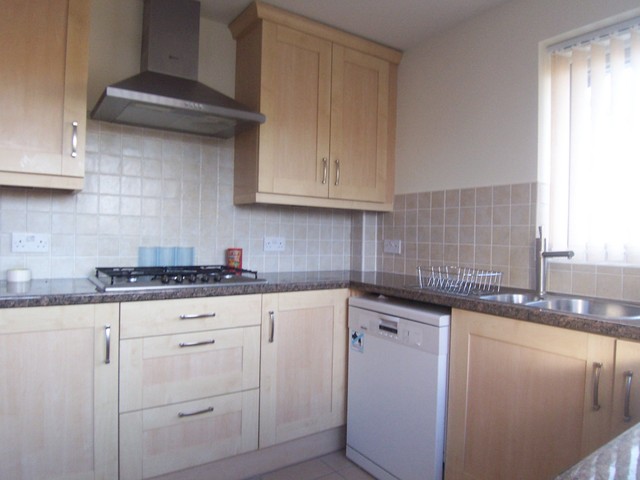  Image of 3 bedroom Detached house to rent in St. Helens Crescent Hove BN3 at Hangleton  Hove, BN3 8EP