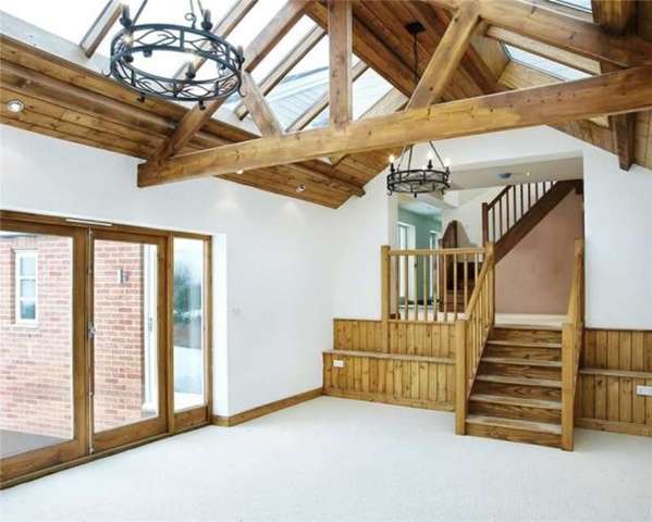  Image of 2 bedroom Cottage for sale in Little Tingewick Buckingham MK18 at Buckingham Buckinghamshire Tingewick, MK18 4AG