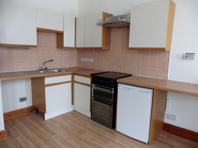  Image of 2 bedroom Flat to rent in Stanford Road Brighton BN1 at Brighton, BN1 5DJ