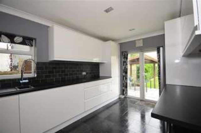  Image of 4 bedroom Detached house for sale in Stanham Road Dartford DA1 at Dartford Kent Dartford, DA1 3AW