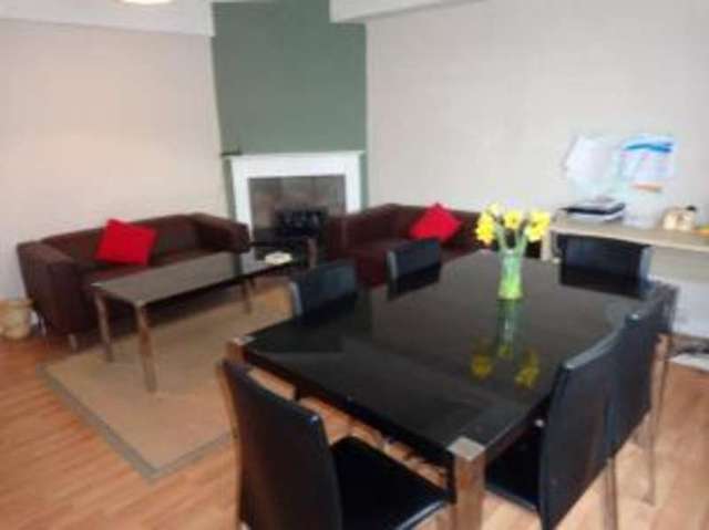  Image of 2 bedroom Flat for sale in Islington Row Middleway Edgbaston Birmingham B15 at 40 Islington Row Middleway Birmingham Edgbaston, B15 1LD