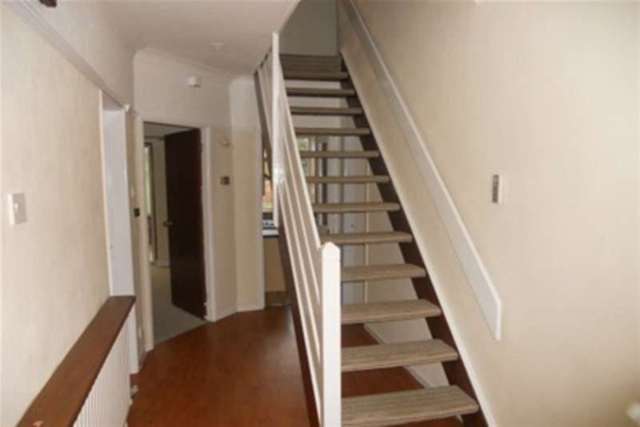 Image of 4 bedroom Semi-Detached house to rent in Stanley Road Oldbury B68 at Warley, B68 0EH