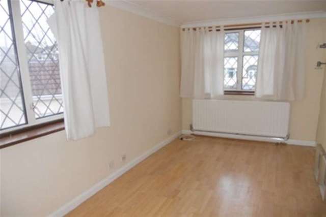  Image of 4 bedroom Semi-Detached house to rent in Stanley Road Oldbury B68 at Warley, B68 0EH