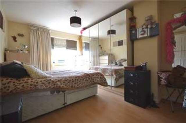 Image of 3 bedroom Semi-Detached house for sale in Bentfield Gardens Stansted CM24 at Stansted Essex Stansted Mountfitchet, CM24 8HJ