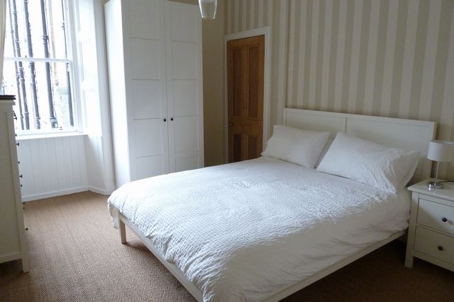  Image of 1 bedroom Flat to rent in Starbank Road Edinburgh EH5 at Trinity Edinburgh Edinburgh, EH5 3BW
