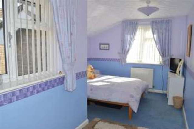  Image of 4 bedroom Detached house for sale in Starling Close Weston-super-Mare BS22 at Starling Close  Weston-Super-Mare, BS22 8SN