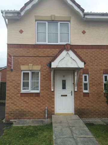  Image of 2 bedroom Semi-Detached house to rent in Stirling Lane Hunts Cross Liverpool L25 at Stirling Lane Hunts Cross Liverpool, L25 9GF
