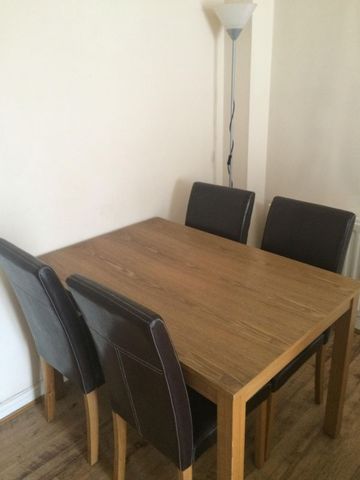  Image of 2 bedroom Semi-Detached house to rent in Stirling Lane Hunts Cross Liverpool L25 at Stirling Lane Hunts Cross Liverpool, L25 9GF