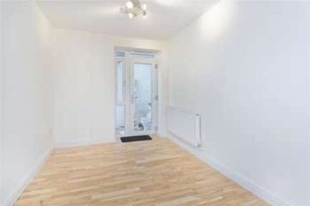  Image of 2 bedroom Maisonette for sale in Stoke Newington High Street London N16 at Stoke Newington London Stoke Newington, N16 8EL