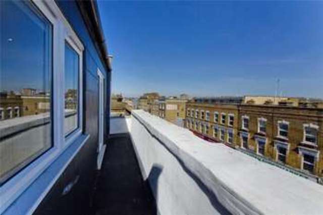 Image of 1 bedroom Flat for sale in Stoke Newington High Street London N16 at Stoke Newington London Stoke Newington, N16 8EL