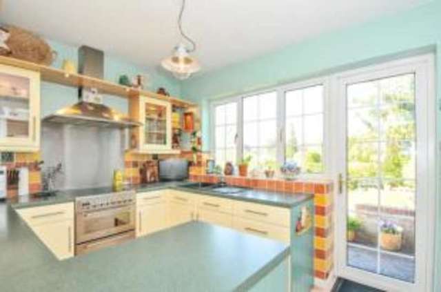  Image of 4 bedroom Detached house for sale in Stonehouse Road Halstead Sevenoaks TN14 at Halstead Sevenoaks Badgers Mount, TN14 7HW