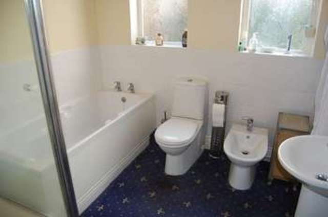 Image of 3 bedroom Detached house for sale in Stourbridge Road Fairfield Bromsgrove B61 at Stourbridge Road Fairfield Bromsgrove, B61 9LR