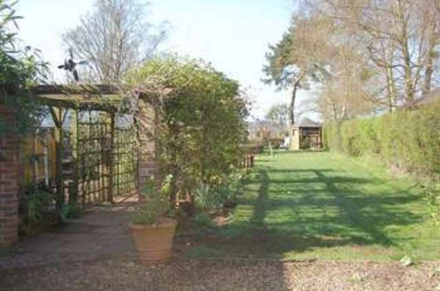 Image of 3 bedroom Detached house for sale in Stourbridge Road Fairfield Bromsgrove B61 at Stourbridge Road Fairfield Bromsgrove, B61 9LR