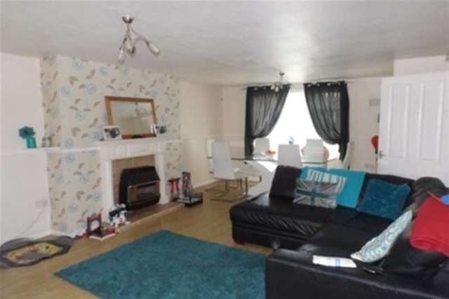  Image of 3 bedroom Detached house to rent in Strelley Road Strelley Nottingham NG8 at Nottingham, NG8 3AS