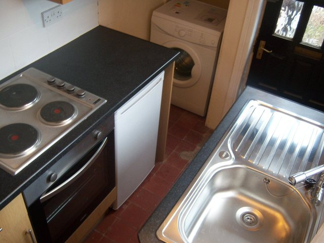  Image of 1 bedroom Flat to rent in Stretford Road Urmston Manchester M41 at Urmston  Urmston, M41 9NU