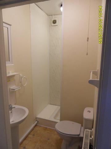 Image of 1 bedroom Studio flat to rent in Christ Church Road Doncaster DN1 at Town Centre  Doncaster, DN1 2QD