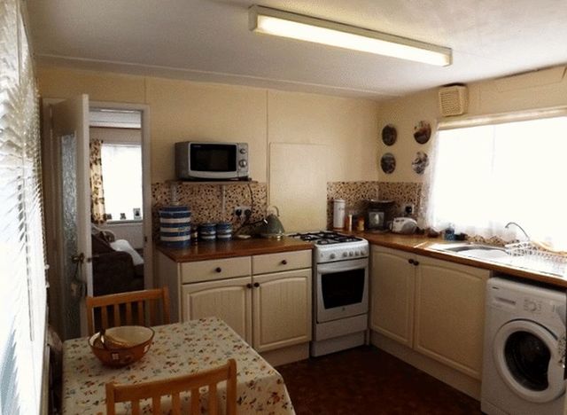  Image of 1 bedroom Property for sale in Subrosa Park Subrosa Drive Merstham Redhill RH1 at Subrosa Drive Merstham REDHILL, RH1 3LD