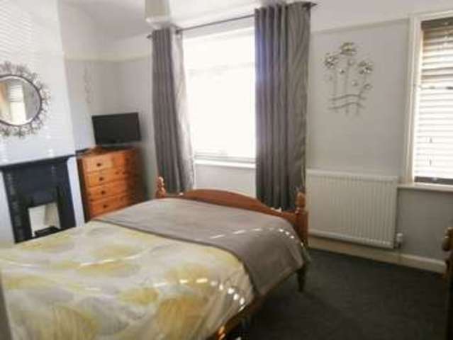  Image of 2 bedroom Terraced house for sale in Surrey Road Swindon SN2 at Surrey Road Rodbourne Cheney Swindon, SN2 1LX
