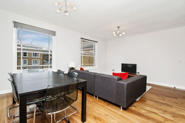  Image of 3 bedroom Flat to rent in Sutherland Avenue London W9 at Sutherland Avenue Maida Vale Maida Vale, W9 2HQ