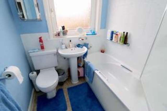  Image of 3 bedroom Terraced house for sale in Sutton Road Hull HU6 at Sutton Road  Hull, HU6 7DT