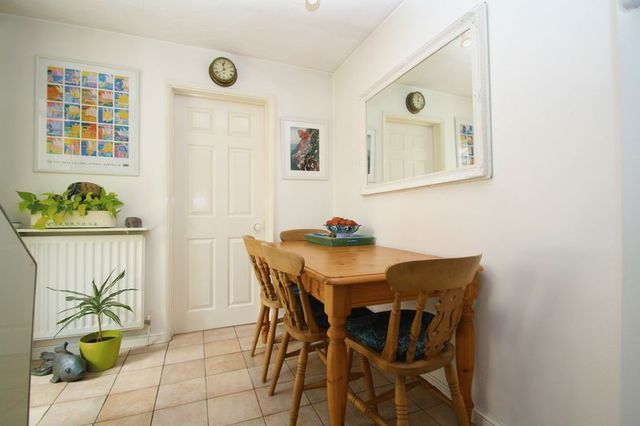  Image of 4 bedroom Detached house for sale in Swan Gardens Tetsworth Thame OX9 at Swan Gardens Tetsworth Thame, OX9 7BN