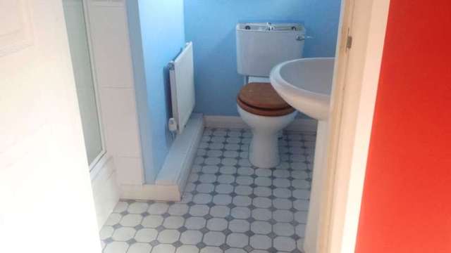  Image of 4 bedroom Detached house to rent in Sycamore Crescent Erdington Birmingham B24 at Birmingham, B24 8DF