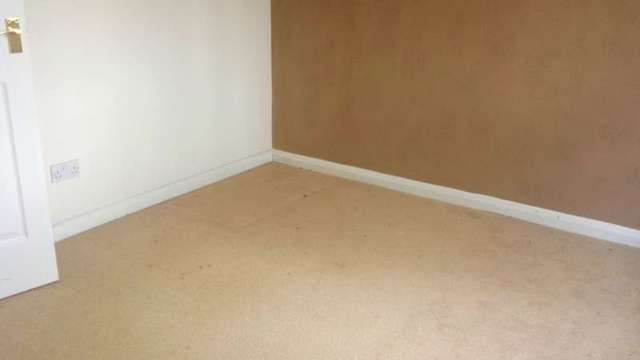  Image of 4 bedroom Detached house to rent in Sycamore Crescent Erdington Birmingham B24 at Birmingham, B24 8DF