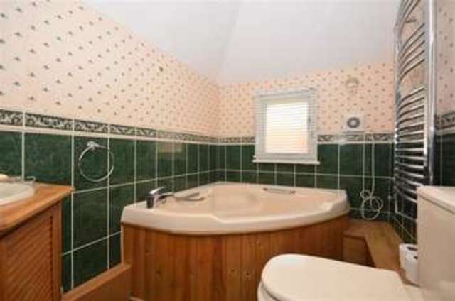  Image of 4 bedroom Terraced house for sale in The Avenue Hythe CT21 at Hythe Kent Hythe, CT21 5NJ