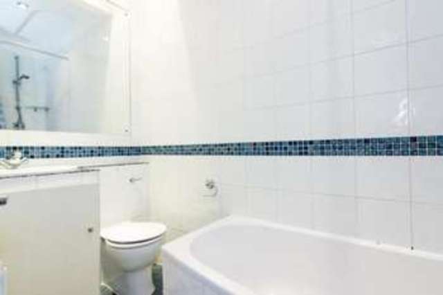  Image of 2 bedroom Flat for sale in The Avenue London W13 at London  Drayton Green, W13 8JR