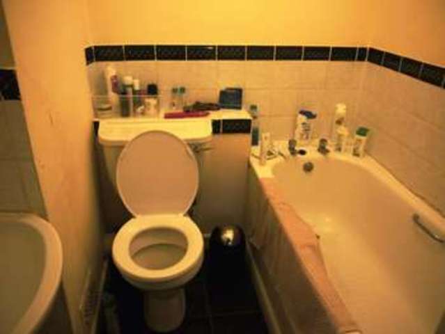  Image of 1 bedroom Flat to rent in The Avenue Southampton SO17 at The Avenue  Southampton, SO17 1XH