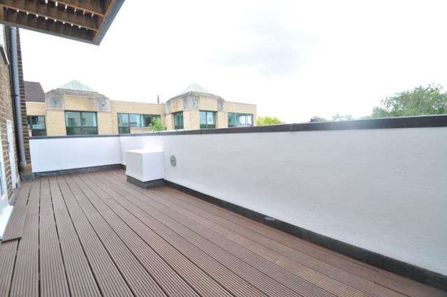  Image of 2 bedroom Flat to rent in The Broadway London SW19 at Wimbledon London Merton, SW19 1SD