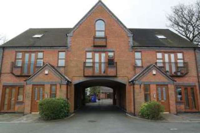  Image of 2 bedroom Flat for sale in High Lane Burslem Stoke-on-Trent ST6 at High Lane Burslem Stoke-On-Trent, ST6 7BT