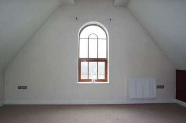  Image of 2 bedroom Flat for sale in High Lane Burslem Stoke-on-Trent ST6 at High Lane Burslem Stoke-On-Trent, ST6 7BT
