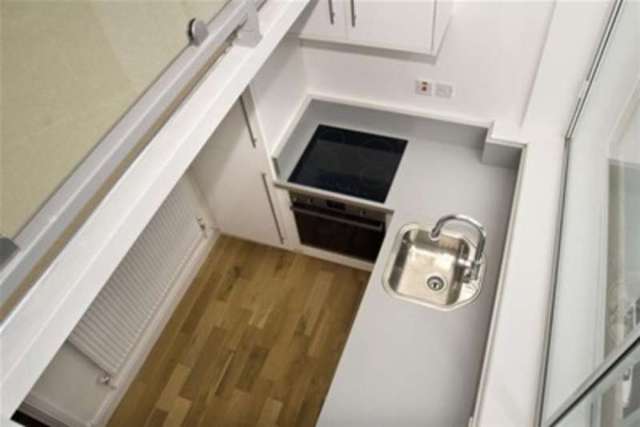  Image of 2 bedroom Flat to rent in Lee Street Leicester LE1 at Leicester, LE1 3AH