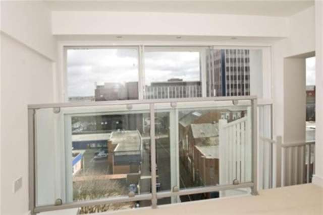  Image of 2 bedroom Flat to rent in Lee Street Leicester LE1 at Leicester, LE1 3AH