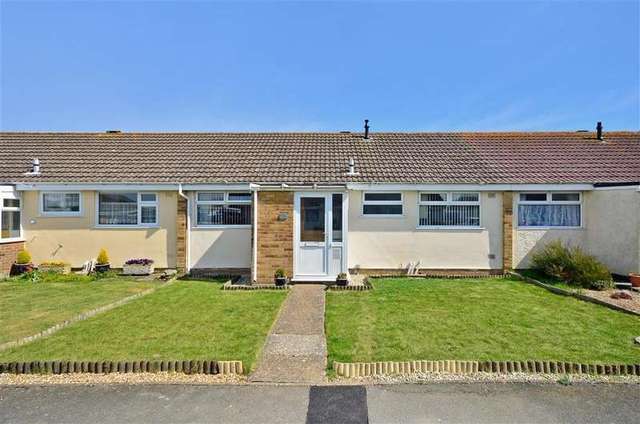  Image of 2 bedroom Bungalow for sale in The Fairway Dymchurch Romney Marsh TN29 at Dymchurch Romney Marsh Dymchurch, TN29 0QG