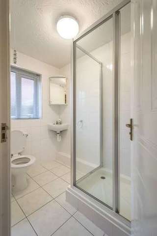  Image of 1 bedroom Flat to rent in The Fieldings Lydiate Liverpool L31 at The Fieldings  Lydiate, L31 2PT