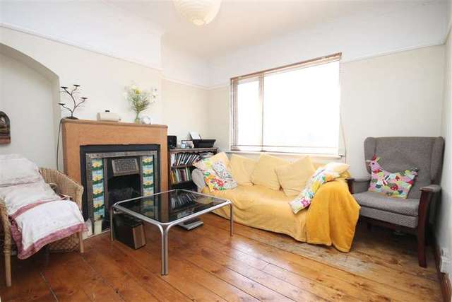  Image of 3 bedroom Flat for sale in The Market Rosehill Sutton SM1 at Rosehill Sutton Sutton, SM1 3HE