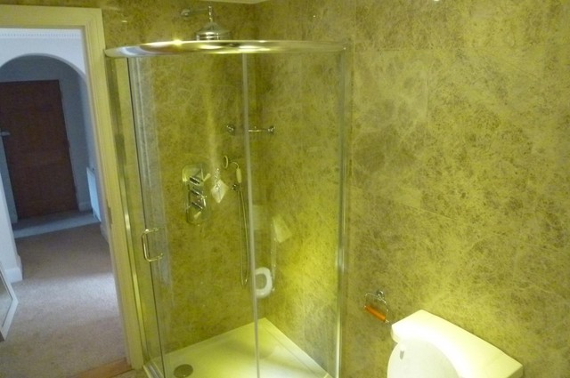  Image of 2 bedroom Apartment to rent in High Street Arundel BN18 at High Street  Arundel, BN18 9AD
