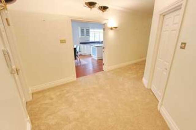  Image of 3 bedroom Flat for sale in The Square Ringley Chase Whitefield Manchester M45 at The Square Whitefield Manchester, M45 7UL