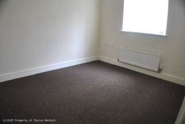  Image of 2 bedroom Flat to rent in Bridgeman Street Bolton BL3 at Bolton BL3 6RS Bolton, BL3 6RS